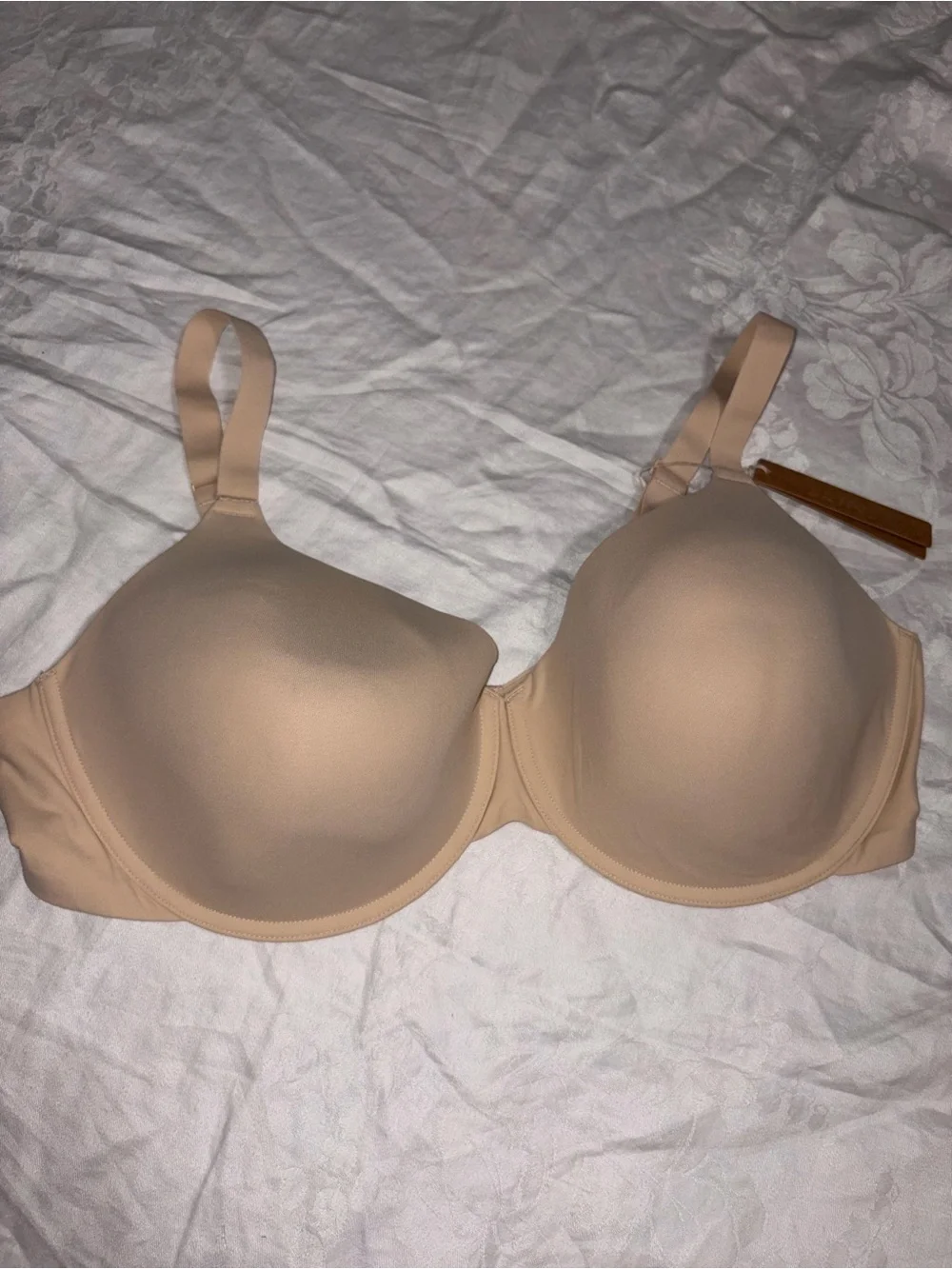 SKIMS *NWT FITS EVERYBODY T-SHIRT BRA